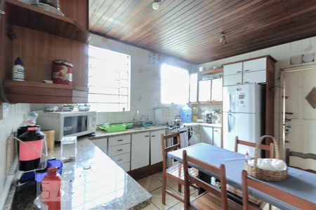 Cozinha de casa à venda com 3 quartos, 100m² em Vila Joao Pessoa, Porto Alegre