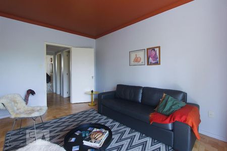 SALA DE ESTAR de apartamento à venda com 3 quartos, 150m² em Rio Branco, Porto Alegre