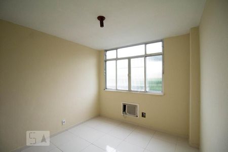 Quarto 1 de apartamento para alugar com 2 quartos, 67m² em Rocha, São Gonçalo