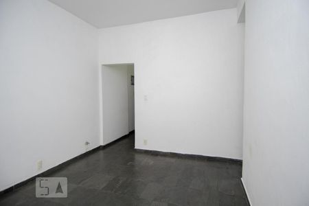 Apartamento para alugar com 58m², 1 quarto e sem vagaSala