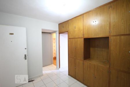 Sala de kitnet/studio para alugar com 1 quarto, 33m² em Aclimação, São Paulo