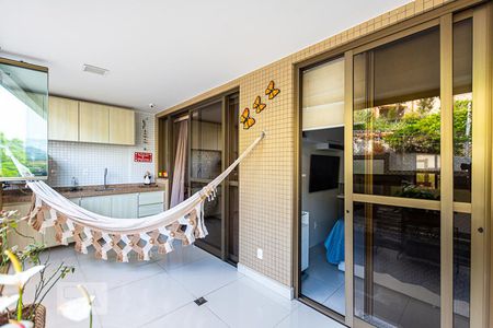 Varanda Sala de apartamento à venda com 4 quartos, 173m² em Piratininga, Niterói