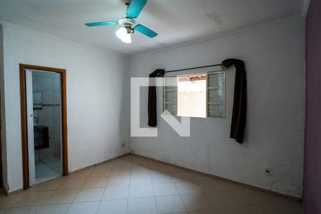 Suíte de casa para alugar com 2 quartos, 120m² em Wanel Ville, Sorocaba