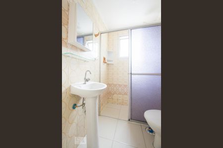 Banheiro de apartamento para alugar com 1 quarto, 49m² em Campo Belo, São Paulo