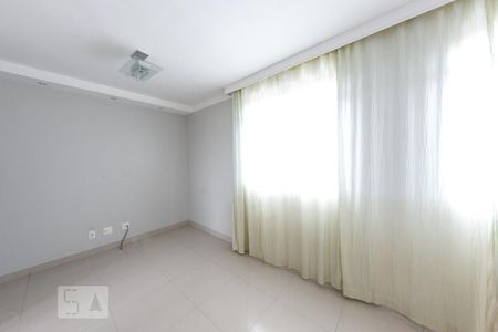 Sala de apartamento para alugar com 3 quartos, 85m² em Novo Eldorado, Contagem