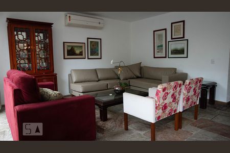 Sala de casa à venda com 3 quartos, 280m² em Alto da Lapa, São Paulo