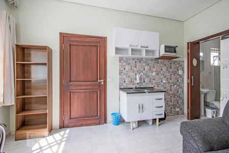 Sala e Cozinha de kitnet/studio para alugar com 1 quarto, 20m² em Campo Belo, São Paulo