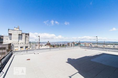 Apartamento à venda com 93m², 4 quartos e sem vaga Apartamento à venda com 93m², 4 quartos e sem vagaTerraço