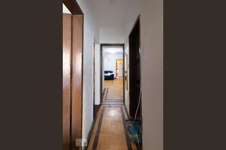 Apartamento à venda com 93m², 4 quartos e sem vaga Apartamento à venda com 93m², 4 quartos e sem vagaCorredor