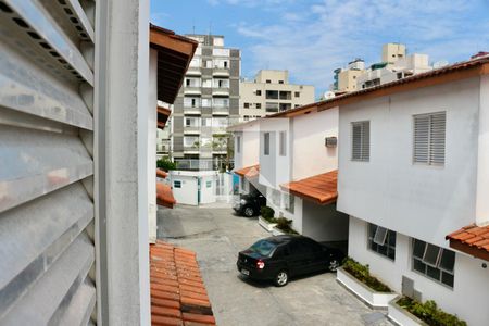 Vista de casa de condomínio para alugar com 2 quartos, 58m² em Jardim Las Palmas, Guarujá