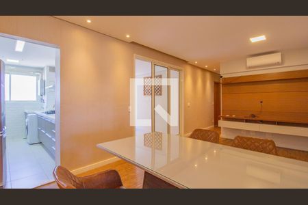 Sala de apartamento para alugar com 2 quartos, 82m² em Jardim Trevo, Jundiaí