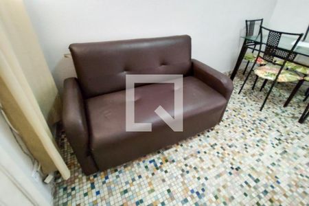 Sala de apartamento para alugar com 2 quartos, 50m² em Guilhermina, Praia Grande