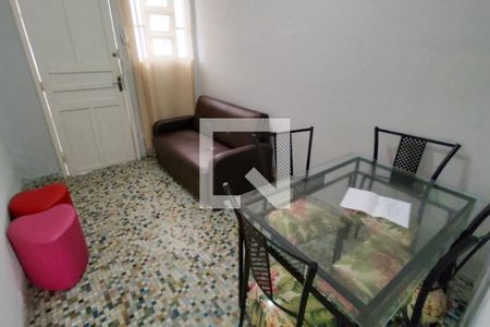 Sala de apartamento para alugar com 2 quartos, 50m² em Guilhermina, Praia Grande