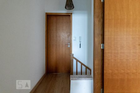 Corredor quartos de casa de condomínio para alugar com 2 quartos, 110m² em Vila Olímpia, São Paulo