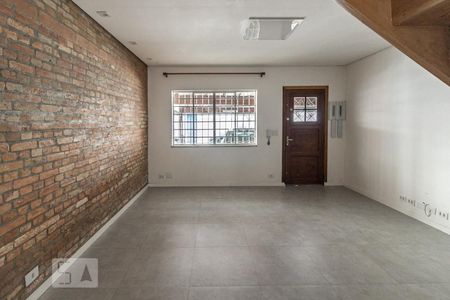 Sala de casa de condomínio para alugar com 2 quartos, 110m² em Vila Olímpia, São Paulo