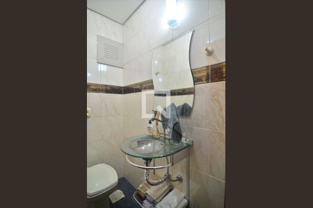 Lavabo de casa à venda com 3 quartos, 232m² em São José, Canoas