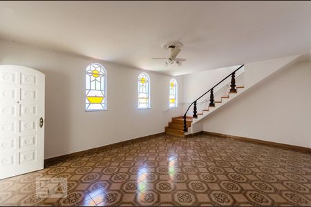 Sala de casa para alugar com 3 quartos, 190m² em Ponta da Praia, Santos