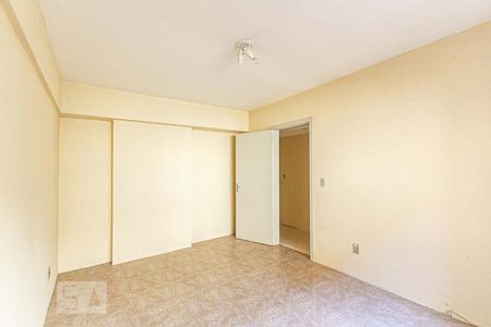 Quarto de apartamento para alugar com 1 quarto, 45m² em Farroupilha, Porto Alegre