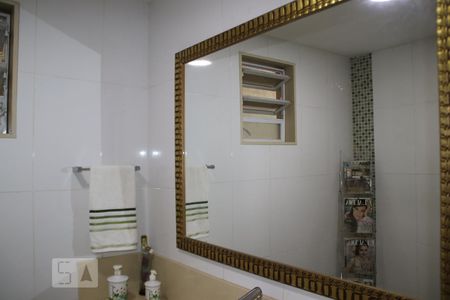 Lavabo de casa de condomínio à venda com 5 quartos, 250m² em Taquara, Rio de Janeiro