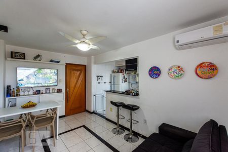 Sala de apartamento à venda com 2 quartos, 55m² em Fonseca, Niterói