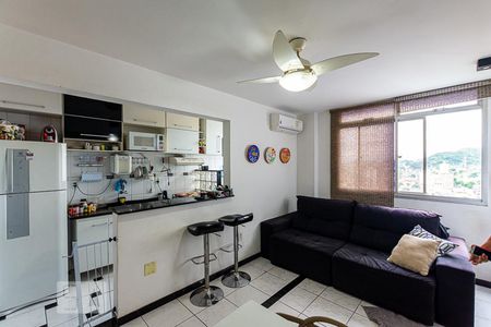 Sala de apartamento à venda com 2 quartos, 55m² em Fonseca, Niterói