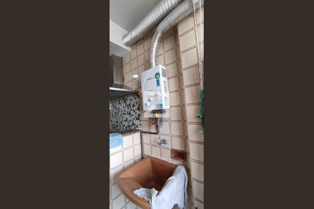 Apartamento à venda com 83m², 3 quartos e 1 vaga Apartamento à venda com 83m², 3 quartos e 1 vagaDetalhe da área de serviço