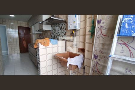 Apartamento à venda com 83m², 3 quartos e 1 vaga Apartamento à venda com 83m², 3 quartos e 1 vagaDetalhe da área de serviço