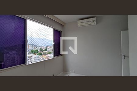 Apartamento à venda com 83m², 3 quartos e 1 vaga Apartamento à venda com 83m², 3 quartos e 1 vagaQuarto