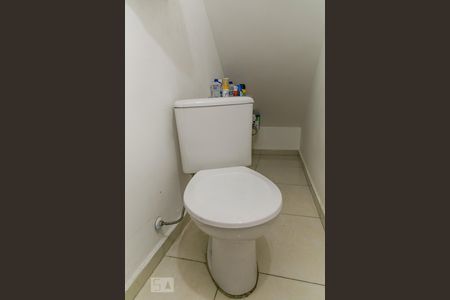 Lavabo   de casa de condomínio para alugar com 2 quartos, 90m² em Horto Florestal, São Paulo