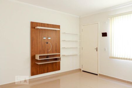 Sala de apartamento para alugar com 2 quartos, 43m² em Vila São Cristóvão, Valinhos