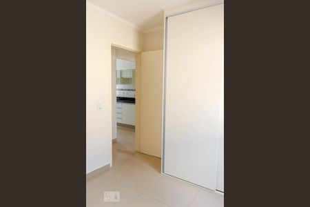 Quarto 1 de apartamento para alugar com 2 quartos, 43m² em Vila São Cristóvão, Valinhos