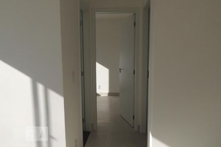 Corredor de apartamento para alugar com 2 quartos, 45m² em Vila Miguel Vicente Cury, Campinas