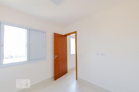 Quarto 1 de apartamento para alugar com 2 quartos, 45m² em Vila Mazzei, São Paulo