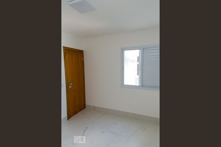 Quarto   de apartamento para alugar com 1 quarto, 38m² em Vila Mazzei, São Paulo