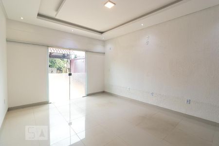 Sala de Estar de casa para alugar com 2 quartos, 80m² em Setor Sudoeste, Goiânia