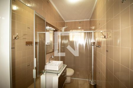 Banheiro de casa à venda com 2 quartos, 100m² em Vila Nivi, São Paulo