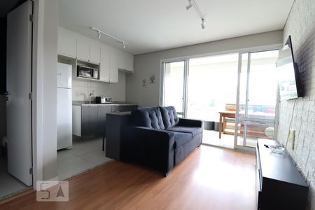 Sala de apartamento para alugar com 1 quarto, 43m² em Jardim Aeroporto, São Paulo