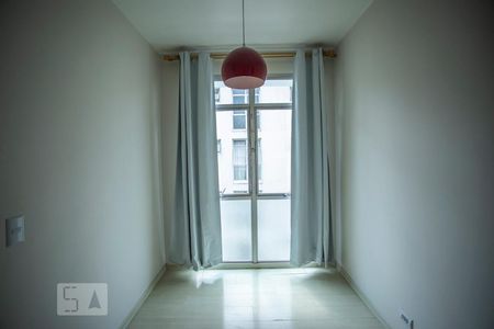 Sala de Estar de apartamento à venda com 2 quartos, 58m² em Vila Santa Catarina, São Paulo