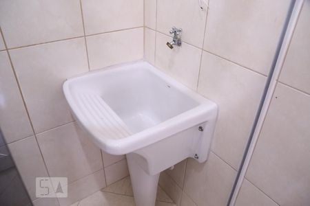 Banheiro Social de kitnet/studio para alugar com 1 quarto, 30m² em Canto do Forte, Praia Grande