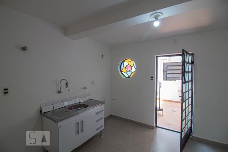 Cozinha de casa para alugar com 3 quartos, 140m² em Vila Cordeiro, São Paulo
