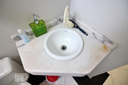 Lavabo da Sala  de casa à venda com 2 quartos, 200m² em Vila Dayse, São Bernardo do Campo