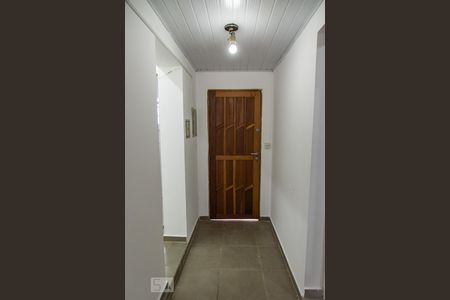 Hall de entrada de casa para alugar com 1 quarto, 62m² em Jardim da Glória, São Paulo