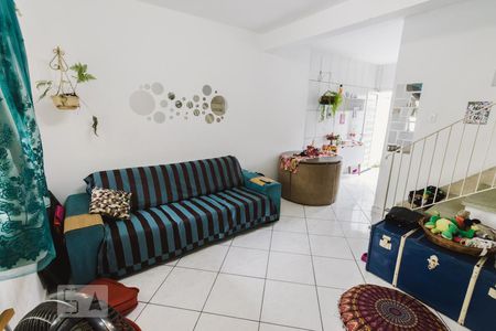 Sala de casa à venda com 2 quartos, 108m² em Vila Ribeiro de Barros, São Paulo