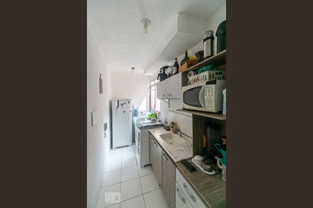 Cozinha de apartamento à venda com 2 quartos, 42m² em Hípica, Porto Alegre