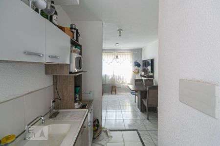 Cozinha de apartamento à venda com 2 quartos, 42m² em Hípica, Porto Alegre