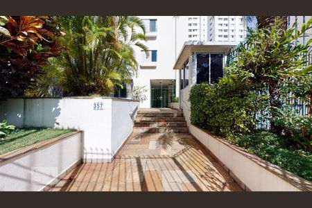 Apartamento à venda com 104m², 2 quartos e 1 vaga Apartamento à venda com 104m², 2 quartos e 1 vagaFachada