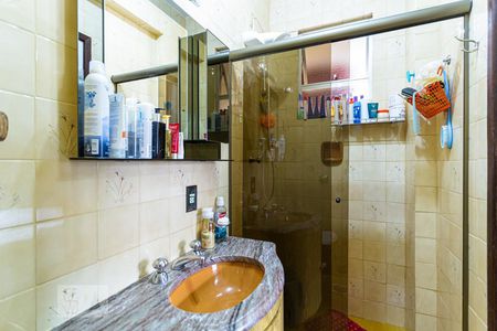 Banheiro da Suíte de apartamento à venda com 2 quartos, 93m² em Santo Antônio, Belo Horizonte
