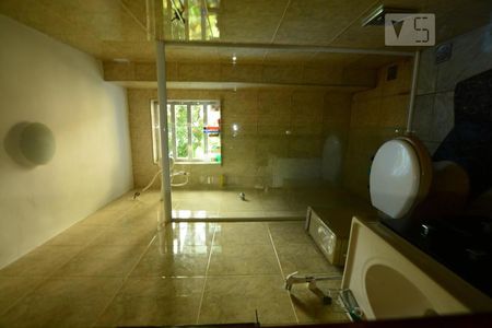 Banheiro Social de apartamento à venda com 1 quarto, 45m² em Brás de Pina, Rio de Janeiro