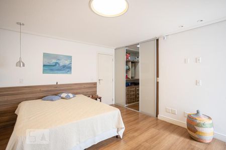 Casa de condomínio à venda com 900m², 5 quartos e sem vaga Casa de condomínio à venda com 900m², 5 quartos e sem vagaSuíte 1