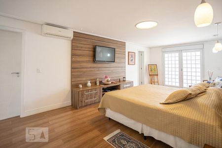 Casa de condomínio à venda com 900m², 5 quartos e sem vaga Casa de condomínio à venda com 900m², 5 quartos e sem vagaSuíte 2